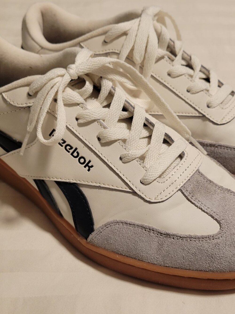 Reebok Galaxy 7 Sneaker White, Beige (Suede), Blue Mens Size 10 Med FFC0092429